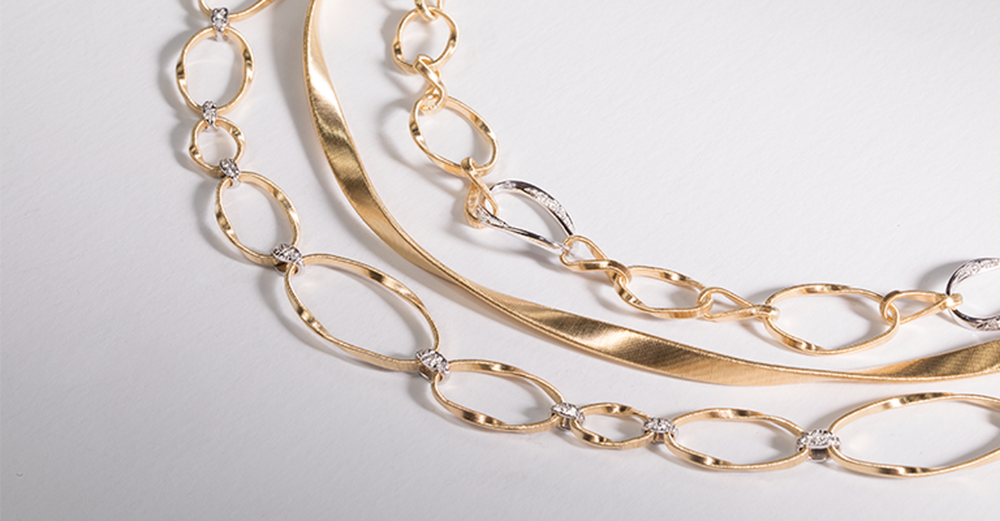 Trois colliers Marco Bicego Marrakech en or