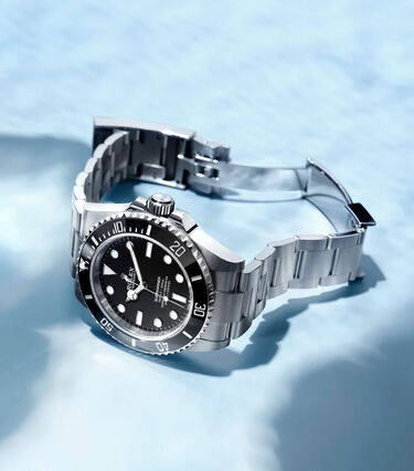 rolex Submariner watches - Maison Birks