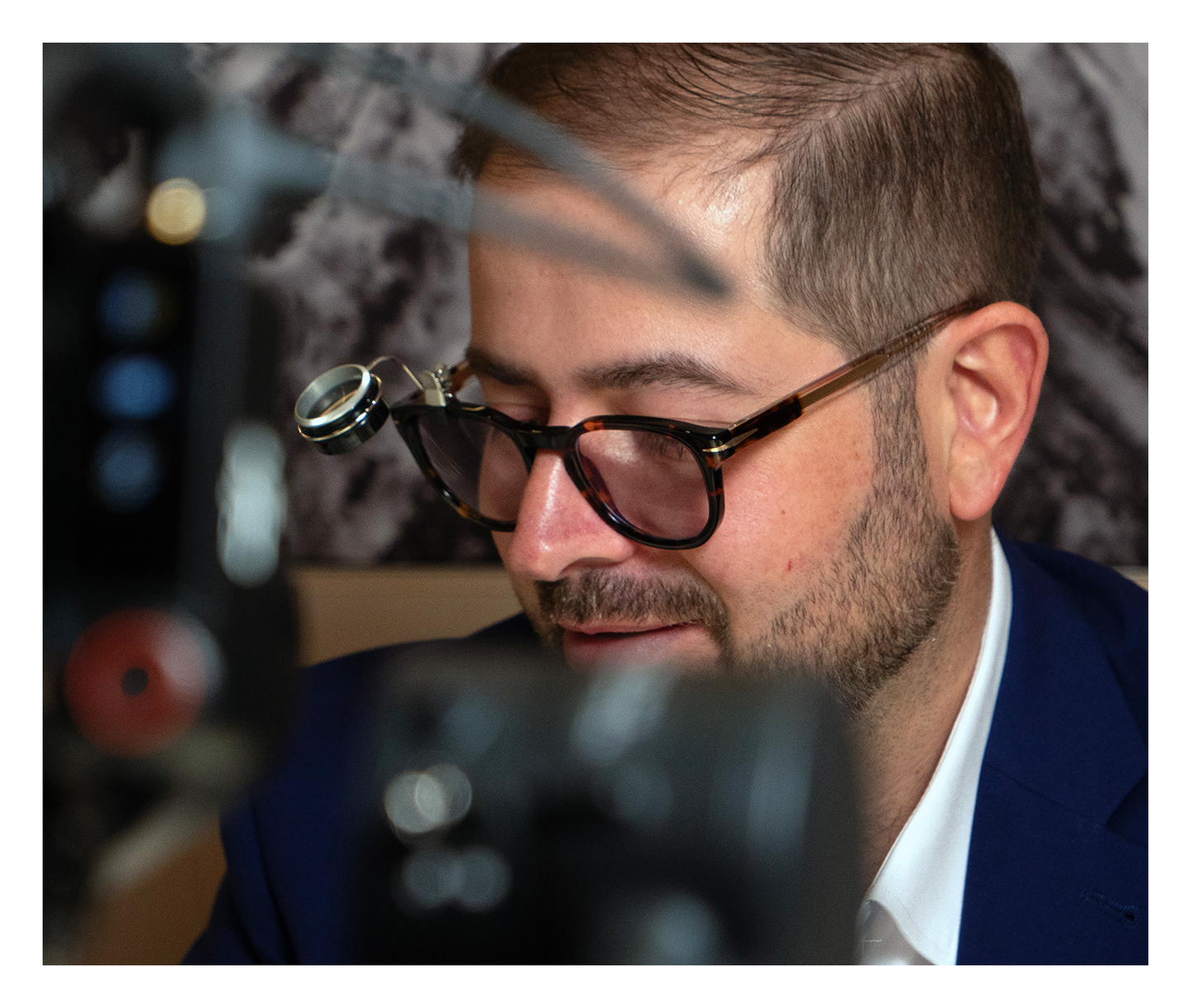  Grigor Garabedian, head watchmaker at Maison Birks.