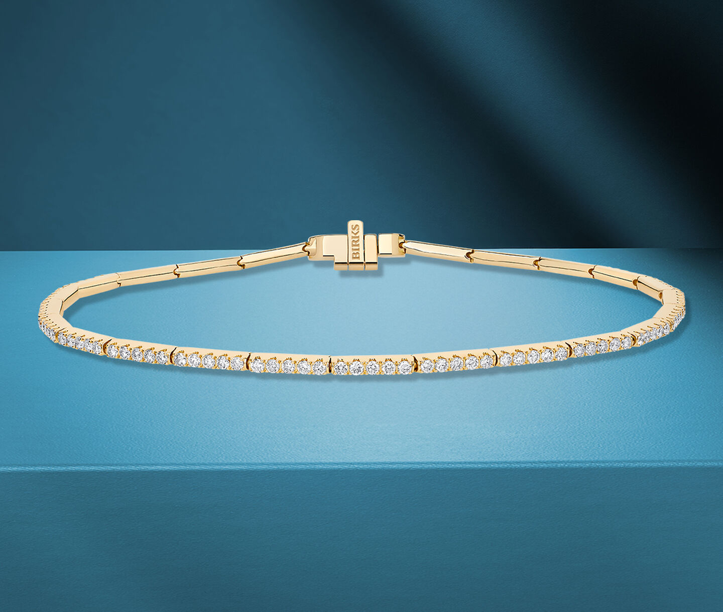Birks Rosee du Matin yellow gold and diamond pendant.