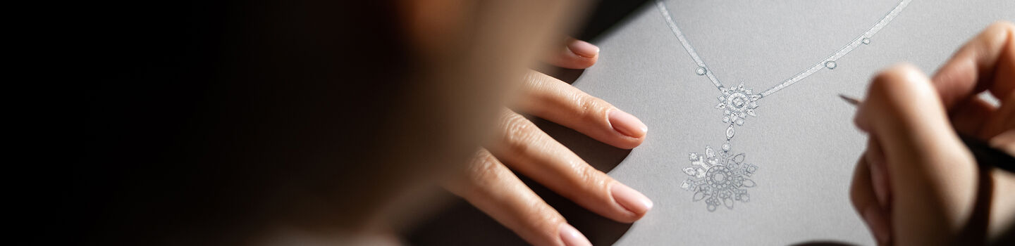 An illustration of a Birks Snowflake High Jewellery diamond necklace.