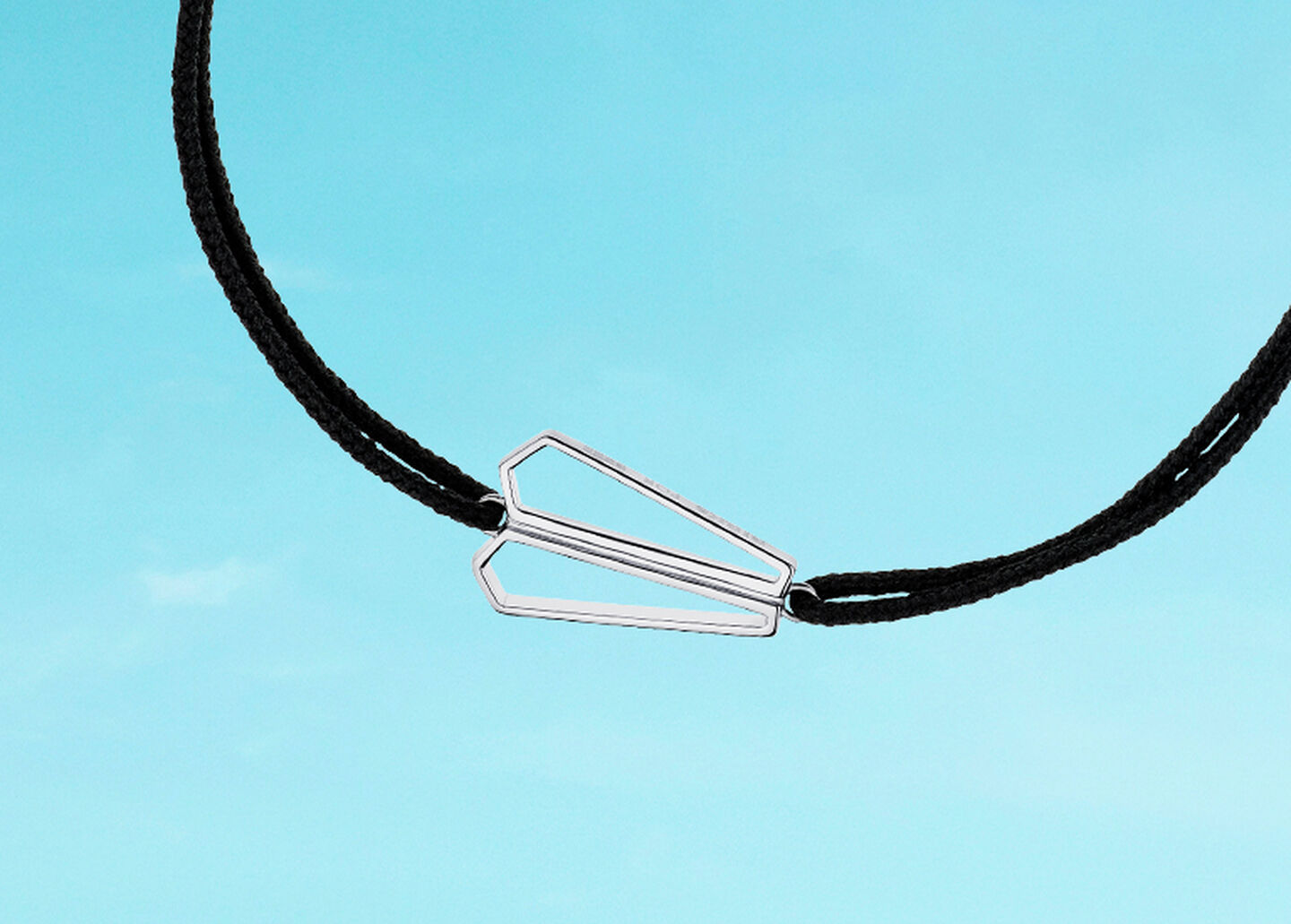 Bracelet en argent sterling avec corde de charité