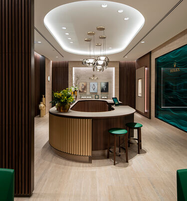 Discover our Rolex Showroom Maison Birks