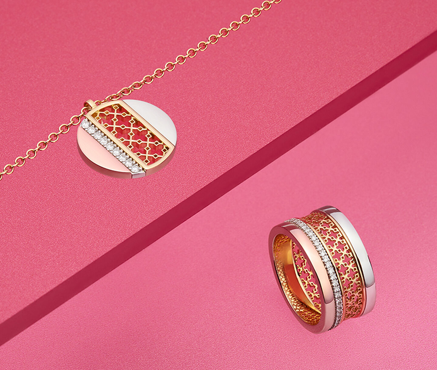 Tri-gold ring and matching pendant necklace