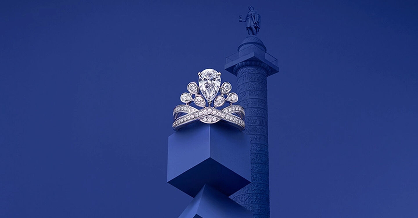 Bridal Diamond ring on a blue box tower
