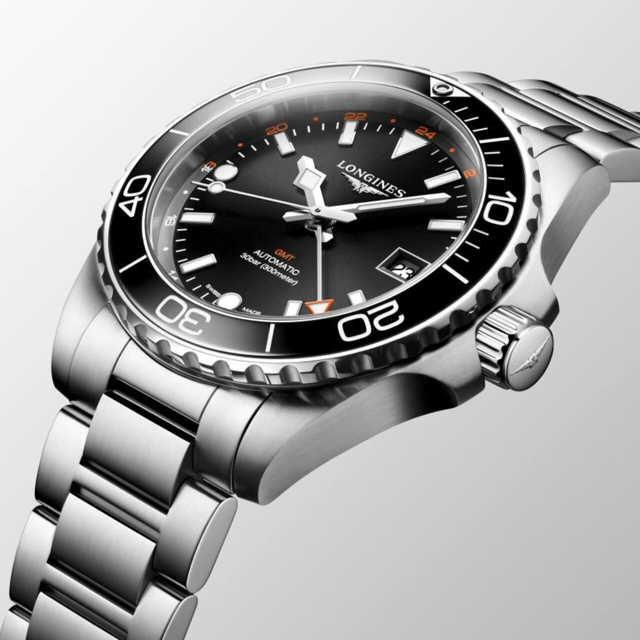 Longines HydroConquest Automatic GMT 41 mm Stainless Steel L3.790.4.56.6 Angle image number 2