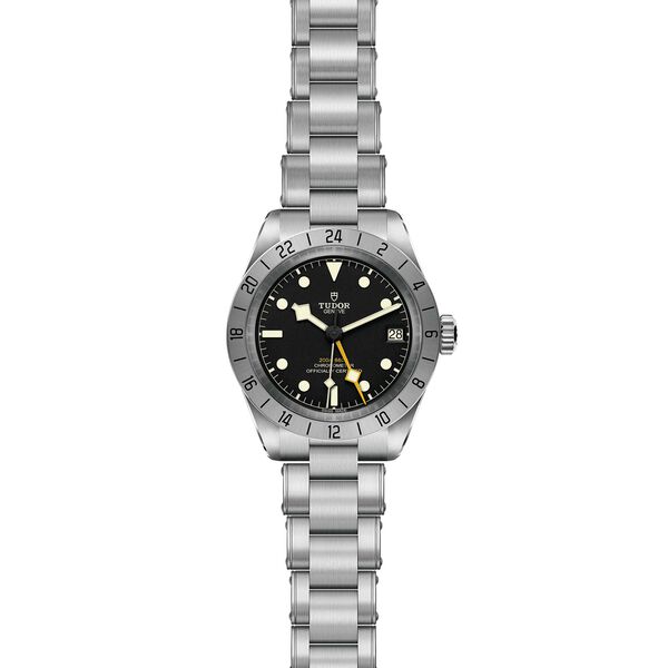 Black Bay Pro