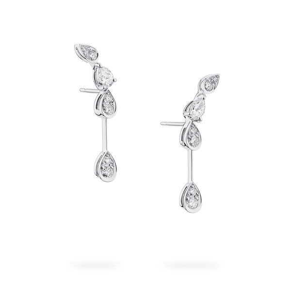 Boucles d&rsquo;oreilles pendantes en diamants et or blanc