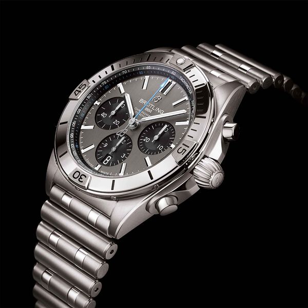 Chronomat Automatic Chronograph B01 42 mm Titanium