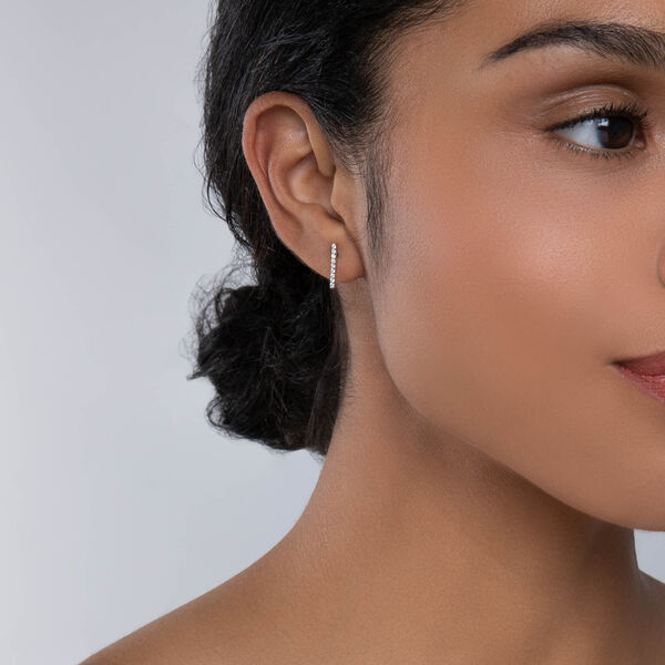 Boucles d'oreilles à barre en diamant | Birks