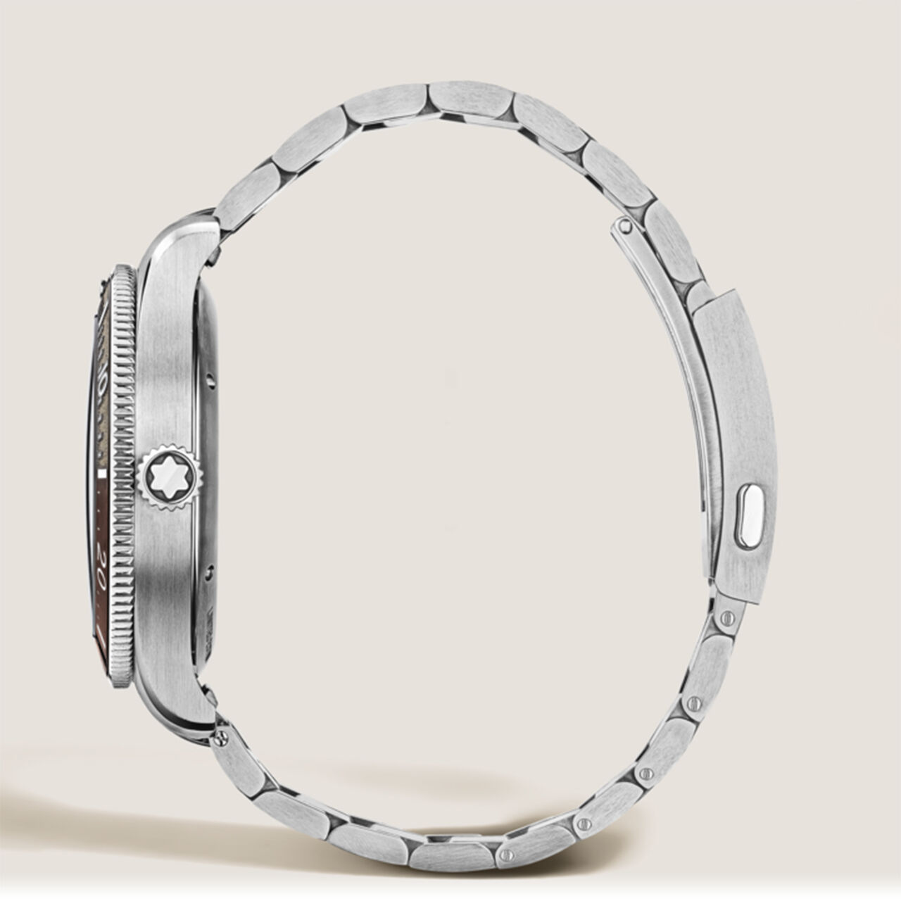 Montblanc 1858 Iced Sea 0 Oxygen Automatic 41 mm Stainless Steel - Limited Edition image number 2