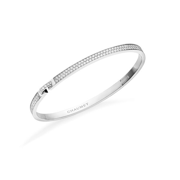 Liens &Eacute;vidence White Gold and Diamond Pav&eacute; Bangle