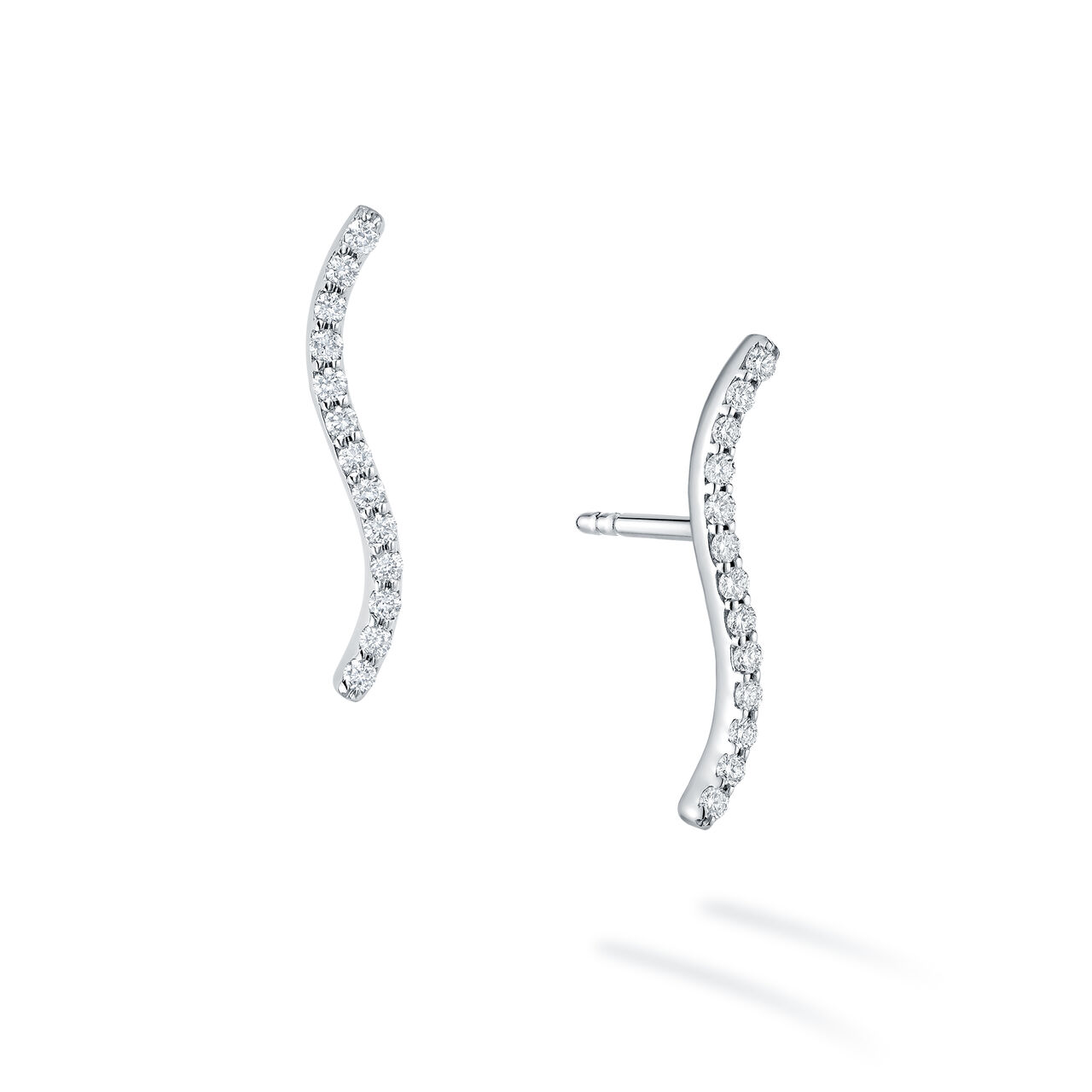 bijoux birks essentials small white gold and diamond s shaped climber earrings image number 0