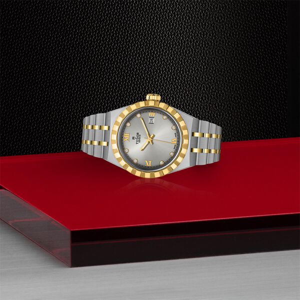 TUDOR Royal 28 mm automatique en or jaune, acier inoxydable et diamants