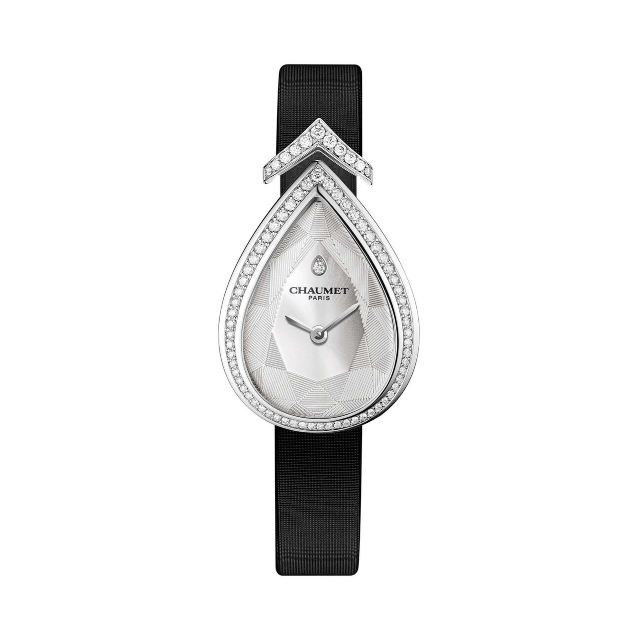chaumet josephine aigrette quartz 27 x 20 mm white gold diamond watch w84216 front image number 0