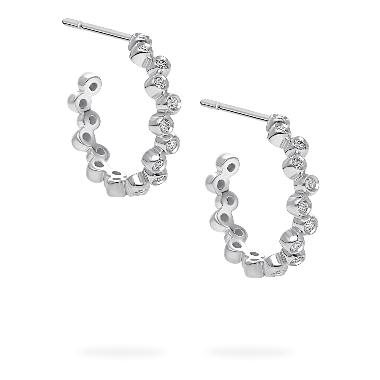 Birks Iconic White Gold and Diamond Splash 18 mm Hoop Earrings image number 3