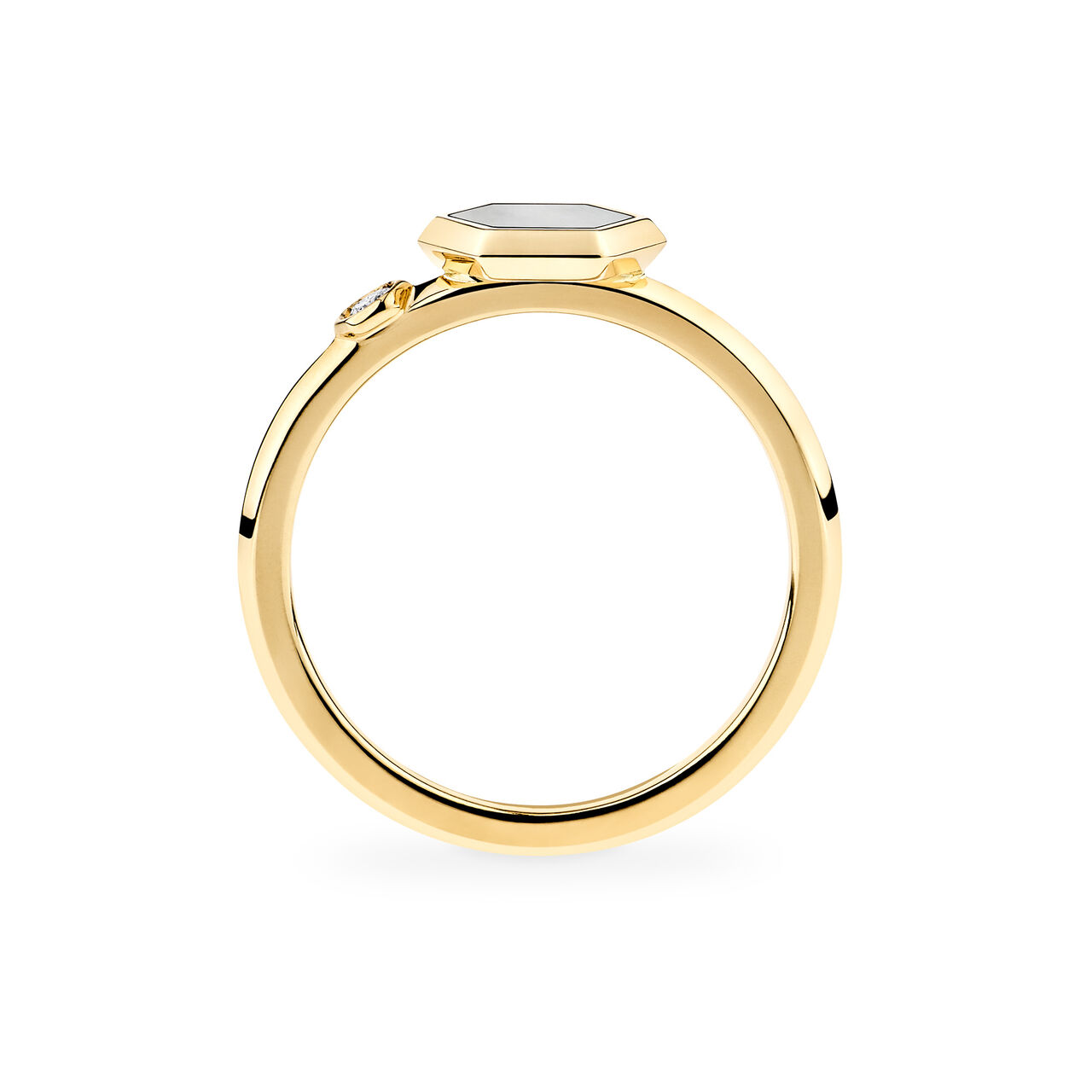 Side profile of yellow gold ring with mother-of-pearl centerpiece from Birks Bee Chic image number 3