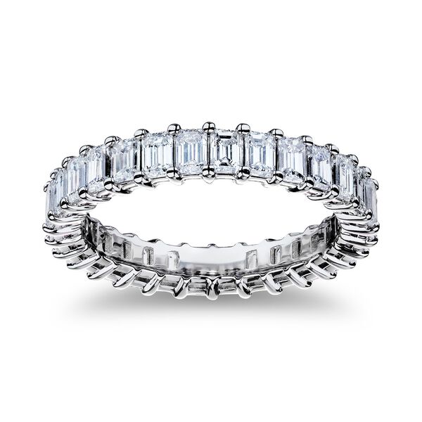 Alliance &eacute;ternit&eacute; en platine sertie de diamant &eacute;meraude, 2.40ct