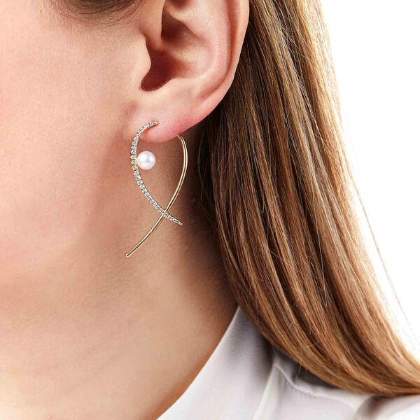 Boucles d'oreilles Sleek en or jaune avec perles et diamants