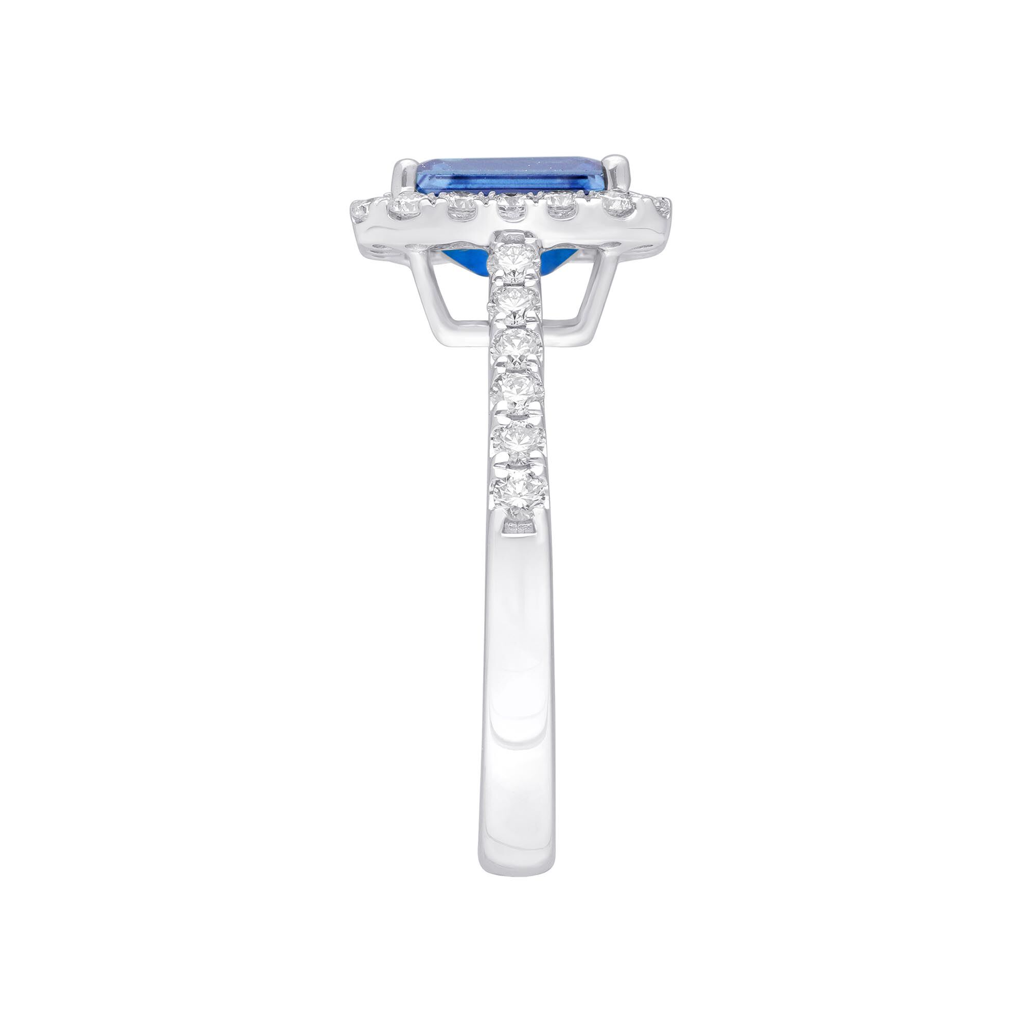 Blue Sapphire and Diamond Halo Ring | Maison Birks Salon