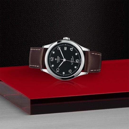  Steel Bezel image number 3