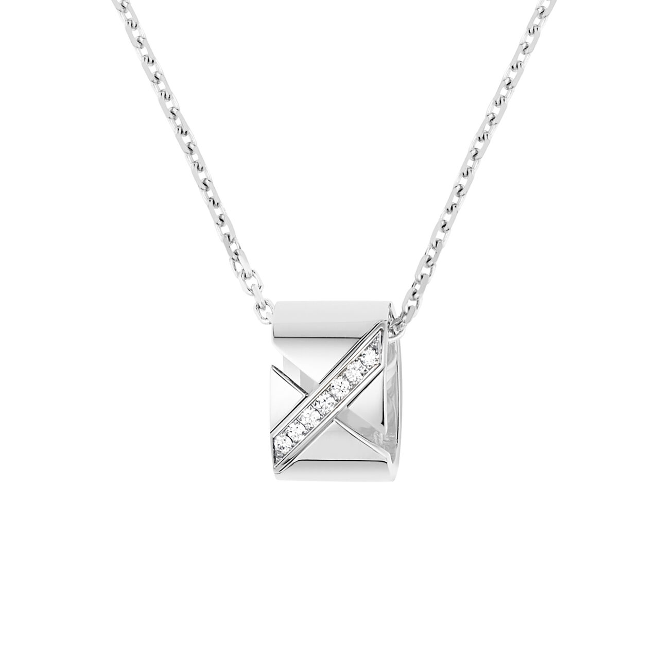 Chaumet Liens Evidence White Gold and Diamond Pendant image number 0