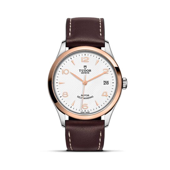 Tudor 1926 Boîtier en acier 36 mm^ lunette en or rose^ bracelet en cuir brun image number 0