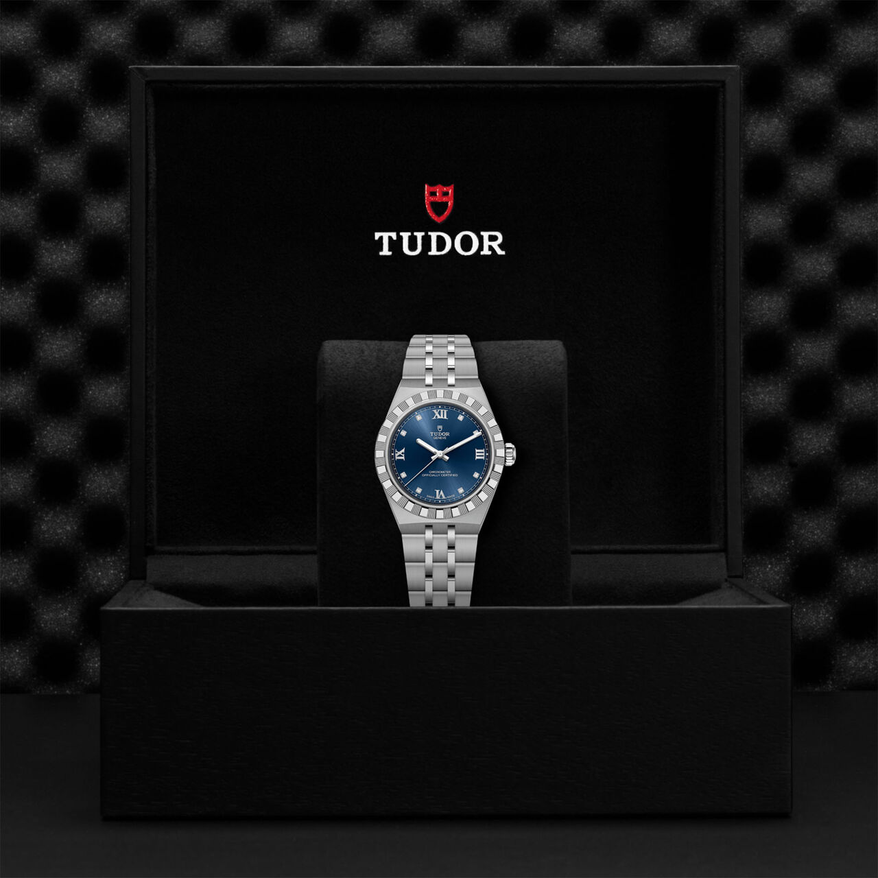 TUDOR Royal Automatic 30 mm Stainless Steel and Diamond image number 3