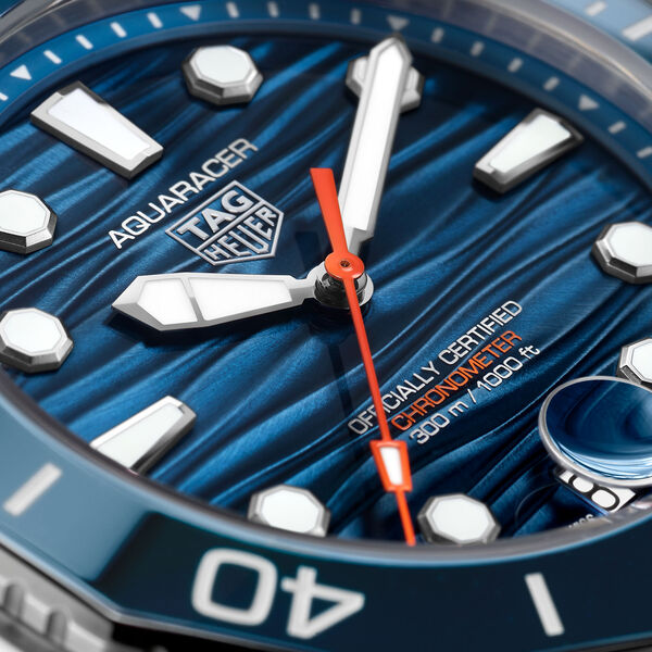 Aquaracer Professional 300  42 mm automatique en acier inoxydable