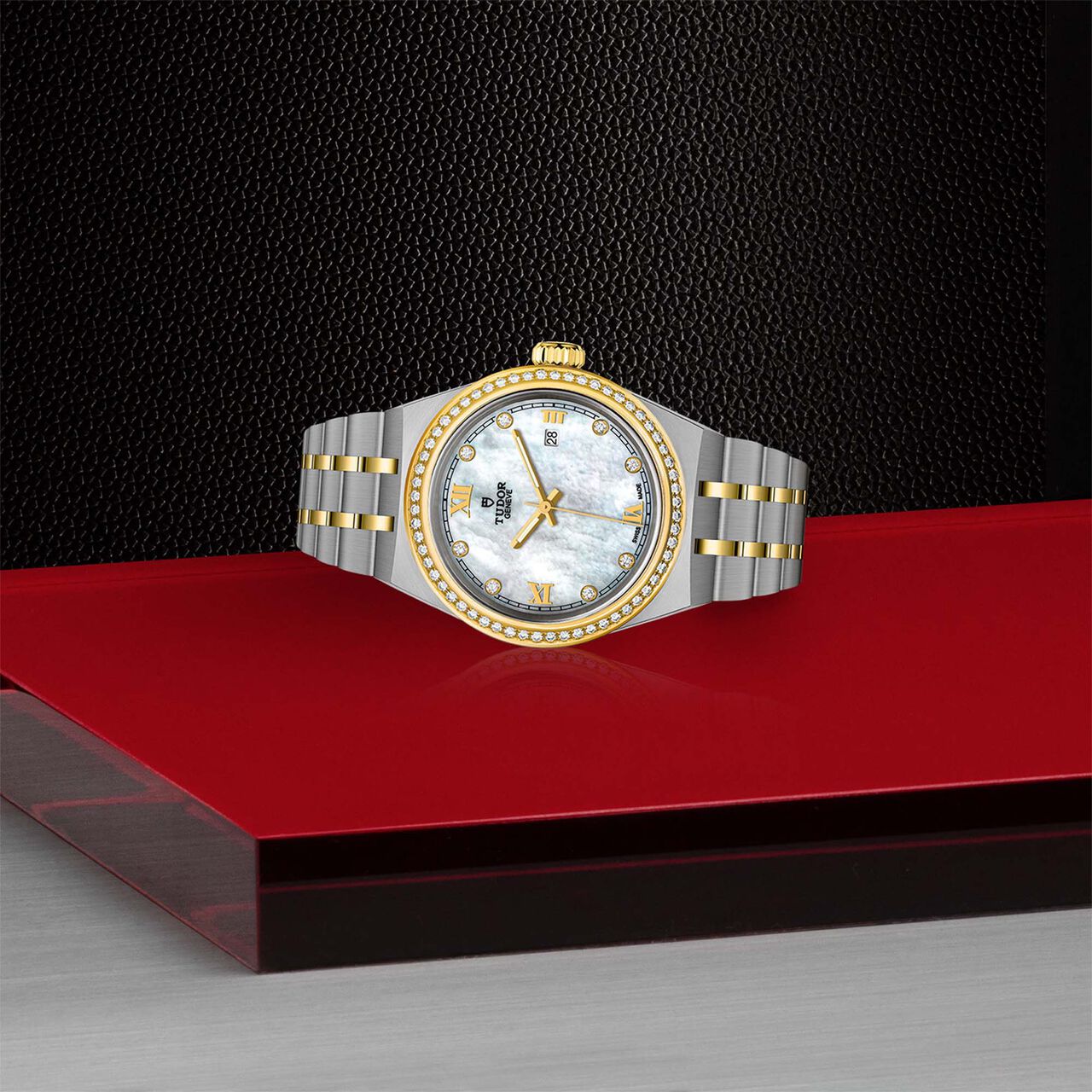Tudor Royal M28323-0001 image number 3