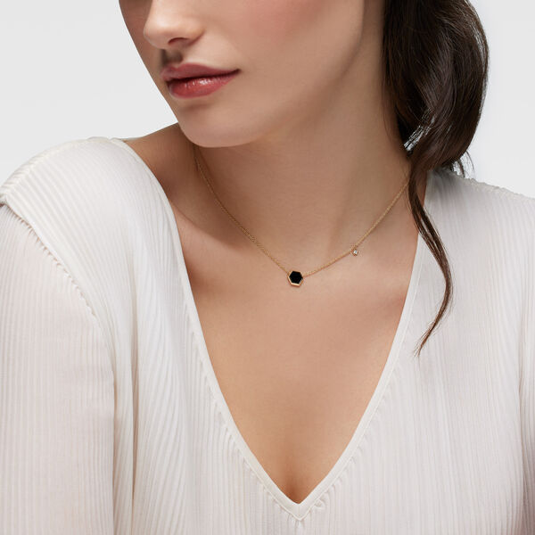 Pendentif avec onyx noir et accent en diamant