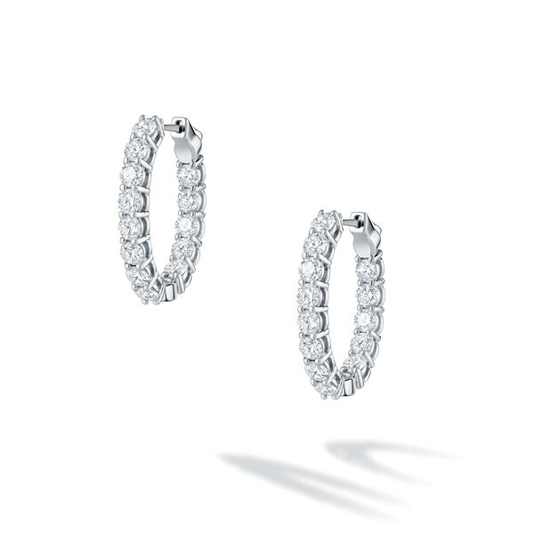 Cr&eacute;oles en diamants et or blanc