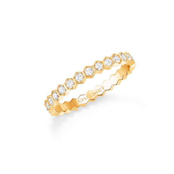 Bee de Chaumet Yellow Gold Diamond Pavé Ring