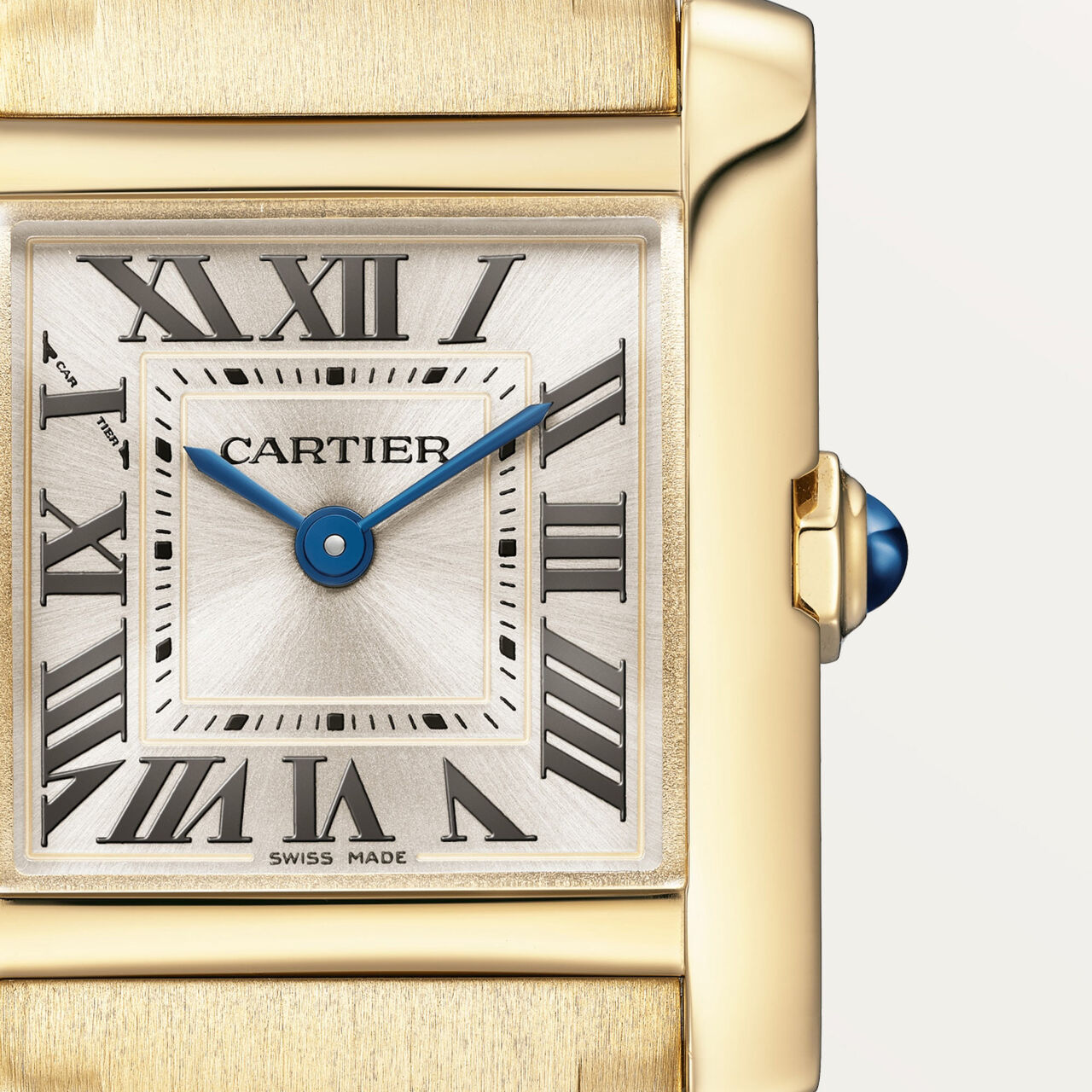 Cartier Tank Française Small Model Quartz 21 X 25 mm Yellow Gold CRWGTA0344 Closeup image number 2