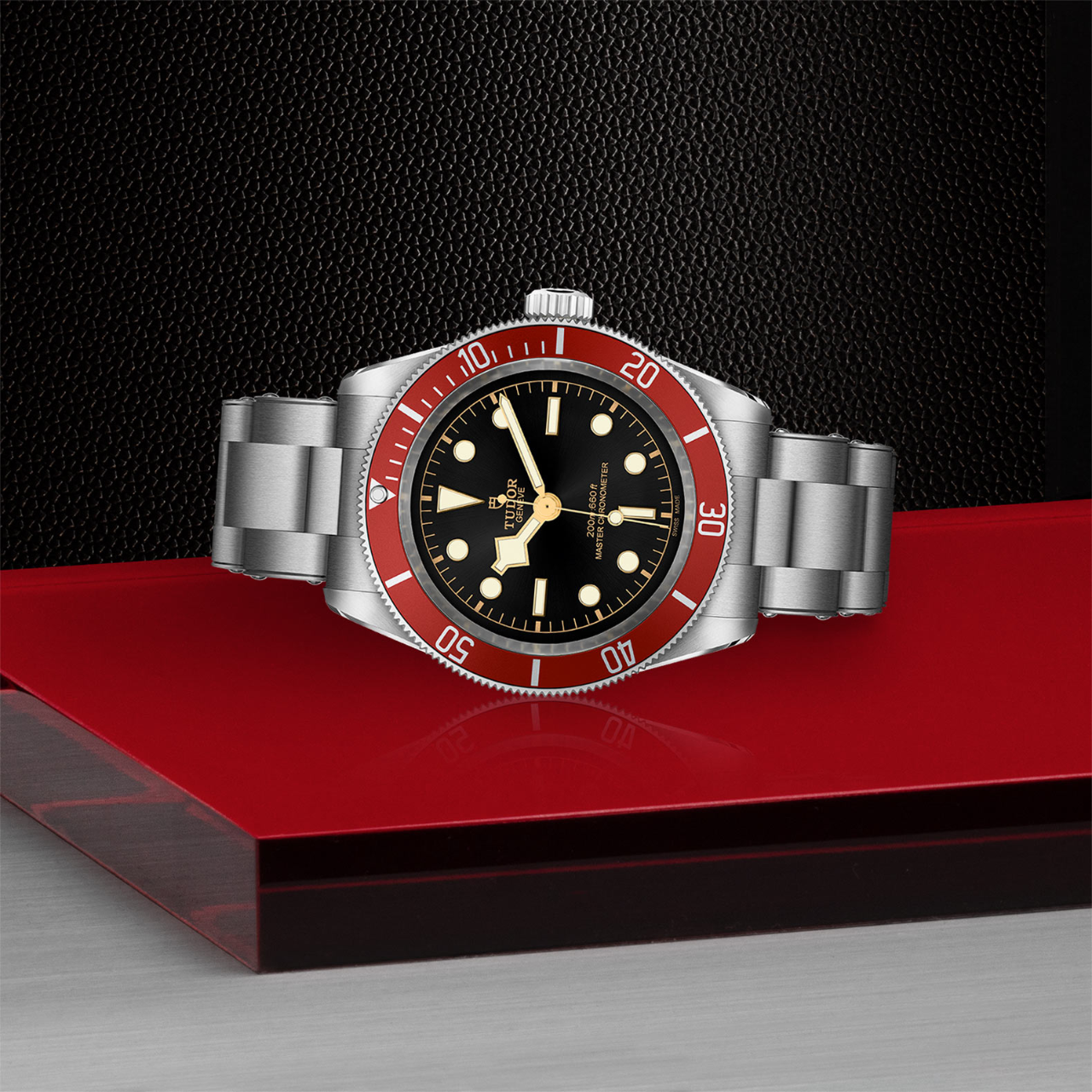 black bay red