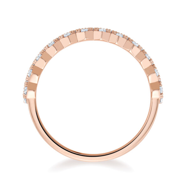 Alliance en or rose sertie de diamants