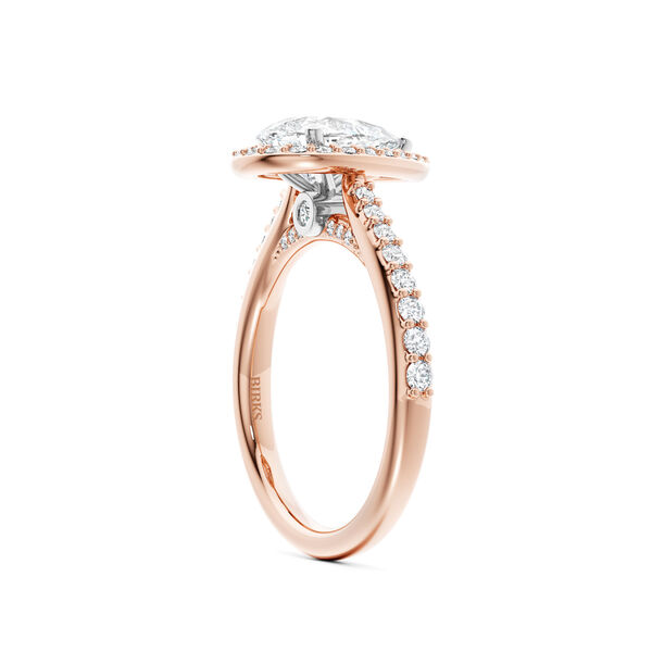 Pear-Cut Solitaire Diamond Engagement Ring in Rose Gold