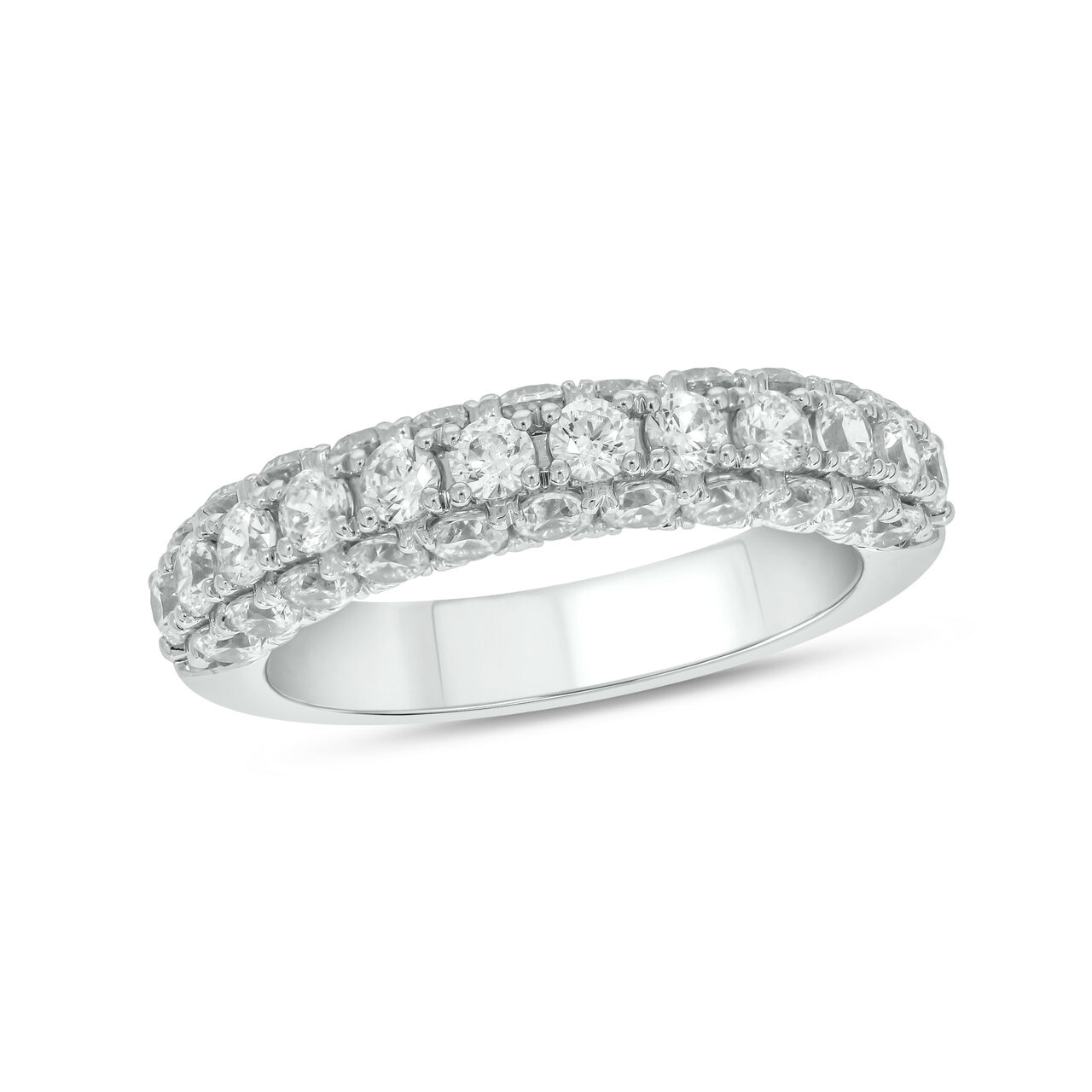 Round 1.5 ct Diamond Band in 18K White Gold image number 0