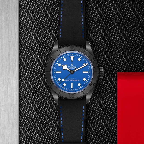 Black Bay 41 mm automatique en ceramique