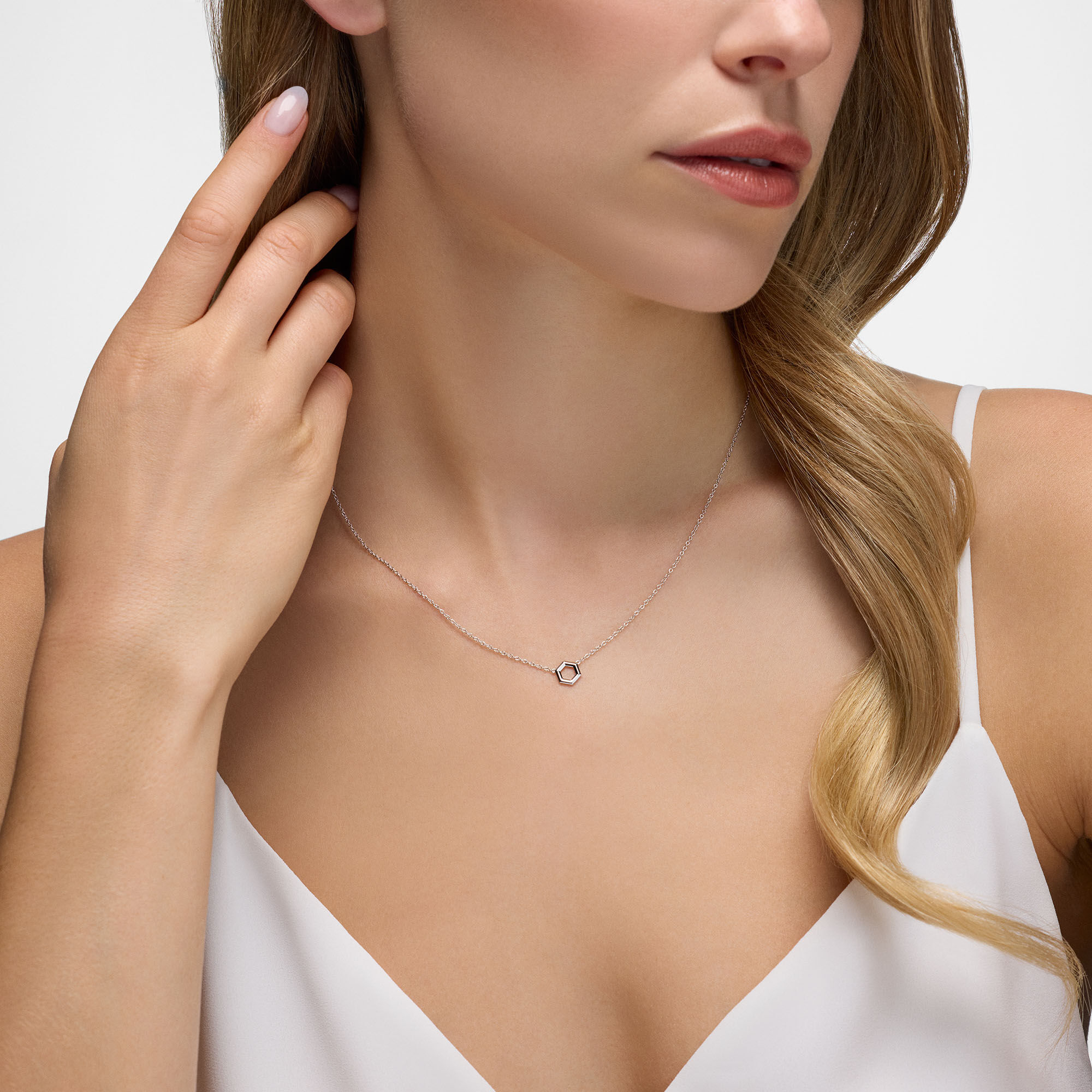 Silver Bee Chic Pendant