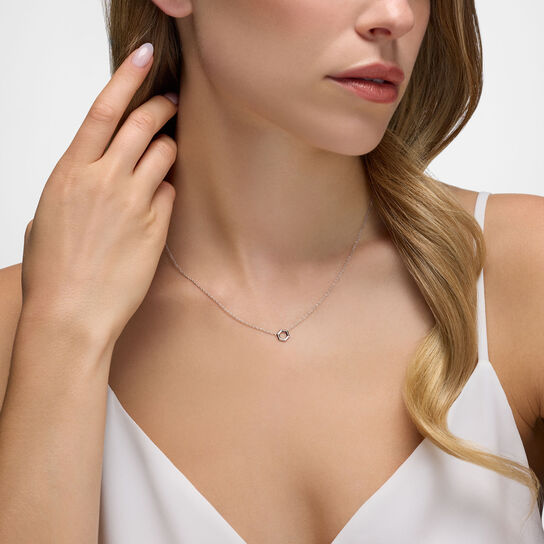bijoux birks iconic silver bee chic pendant on model image number 1