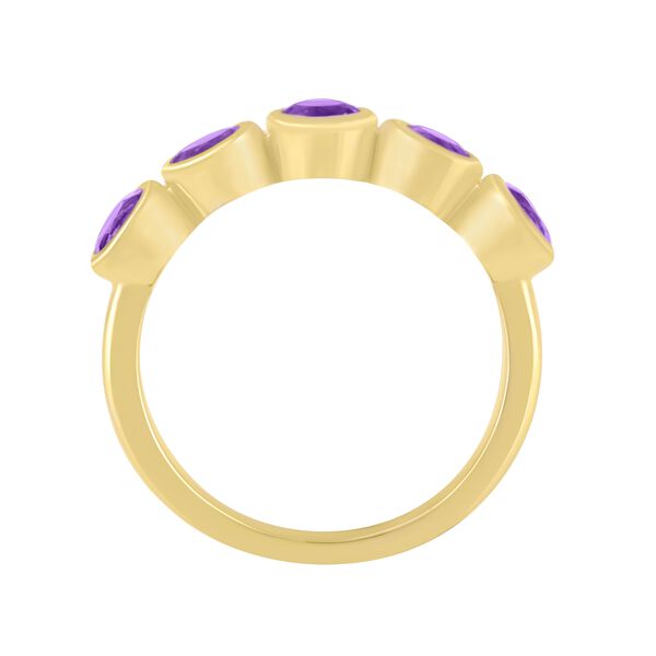 Bague &agrave; cinq pierres am&eacute;thyste, 0.96ct en or jaune.