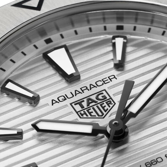 tag heuer aquaracer professional 200 quartz steel 40 mm wbp1111 ba0627 details image number 5