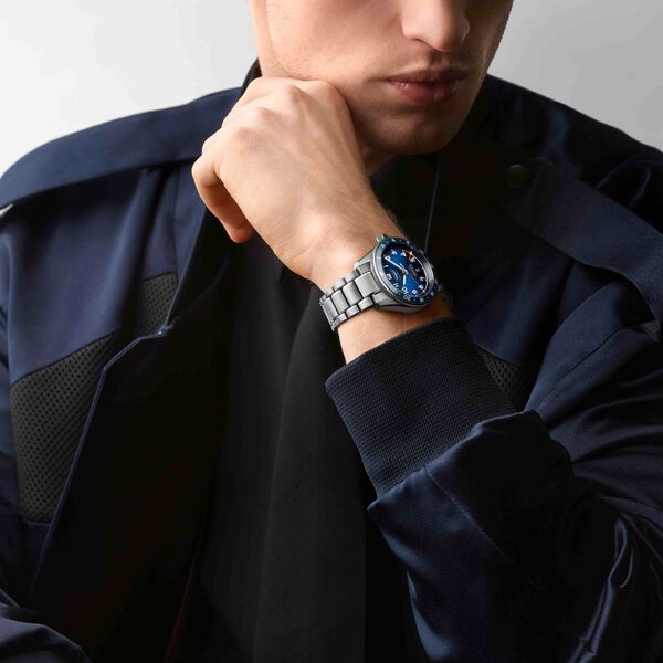 Spirit Zulu 42 mm GMT automatique en acier inoxydable