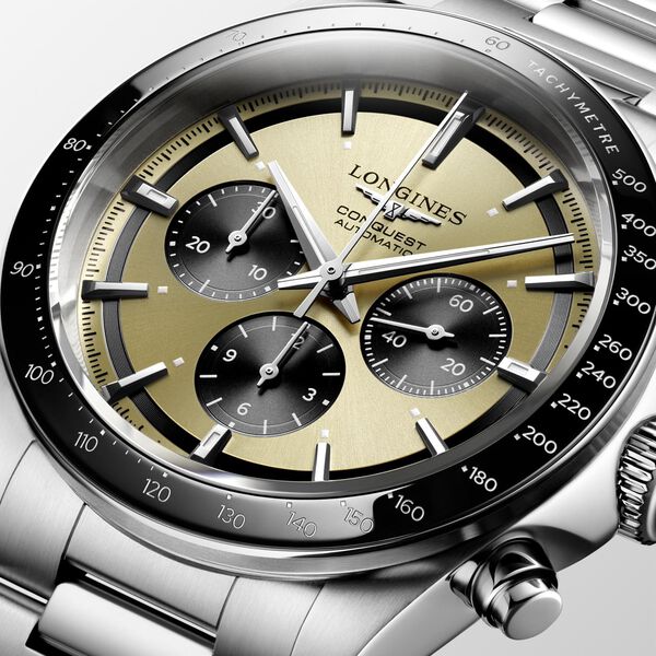 Conquest 42 mm chronograph automatique en acier inoxydable