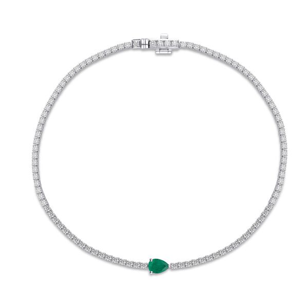 Emerald Line Bracelet in White Gold
