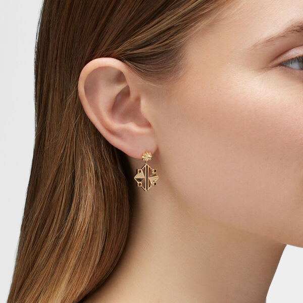 Boucles d'oreilles pendantes en or jaune guilloché