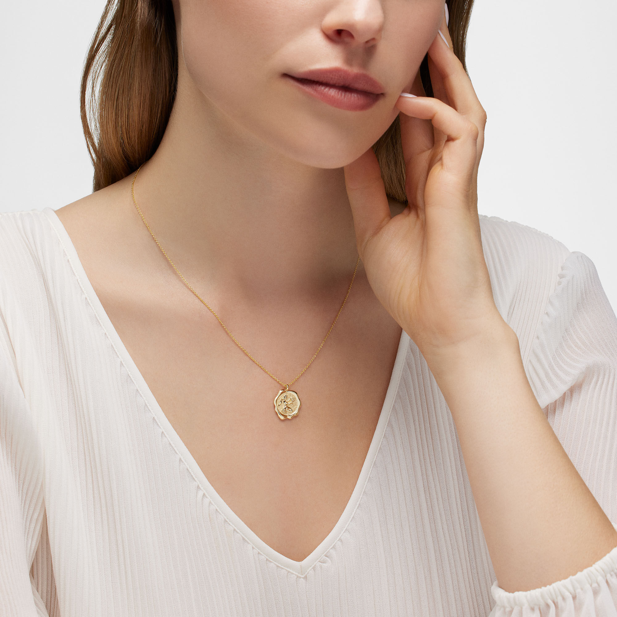 Zodiac Virgo Pendant in Yellow Gold