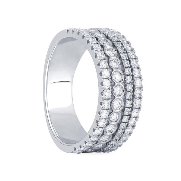 Bague fine en diamants