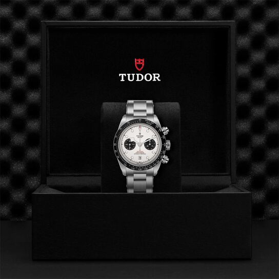 Tudor Black Bay Chrono 41MM Steel Case image number 4